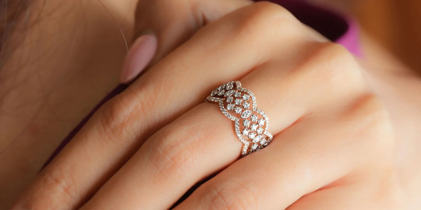 Lab-Grown Diamonds: The Modern Choice for Weddings