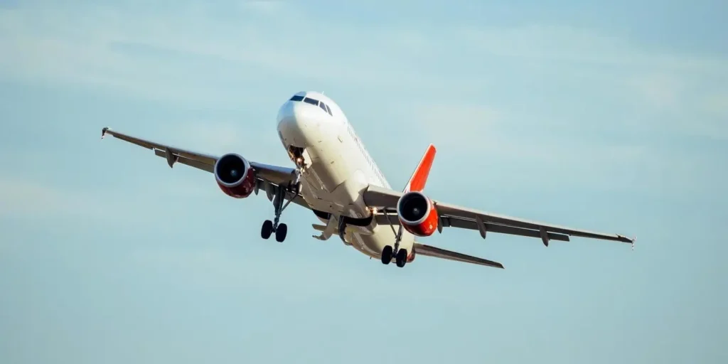 How much CO2 does your flight really produce? How to know if carbon footprint claims are accurate