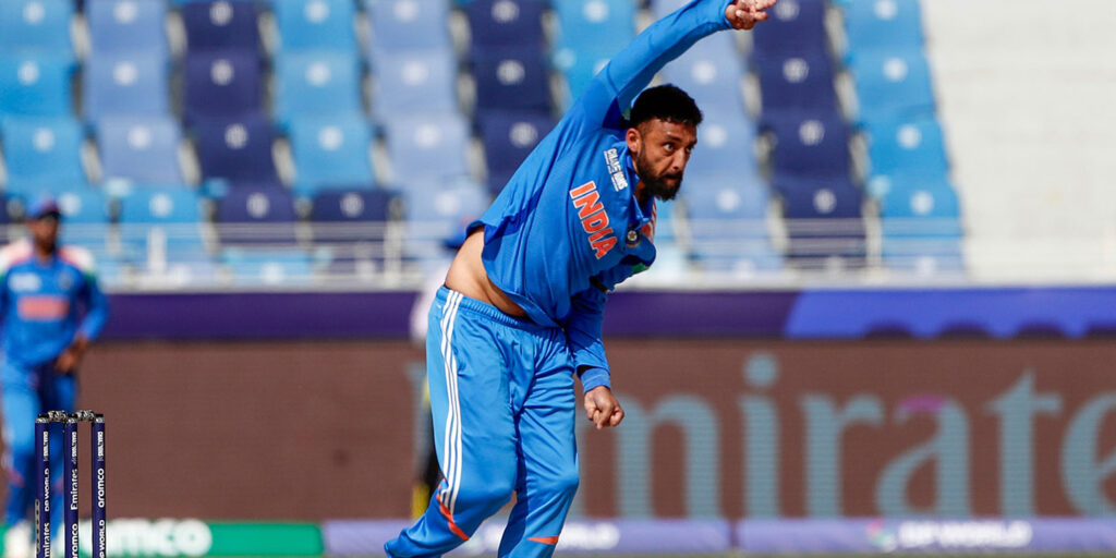 Varun Chakravarthy is a magician with the ball: Sunil Gavaskar