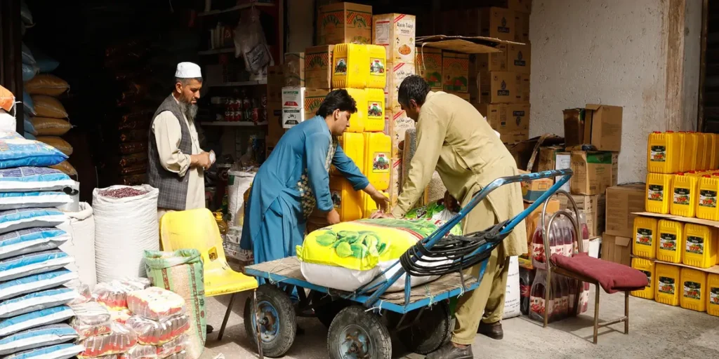 Afghanistan food prices soar despite falling dollar, straining import-dependent economy