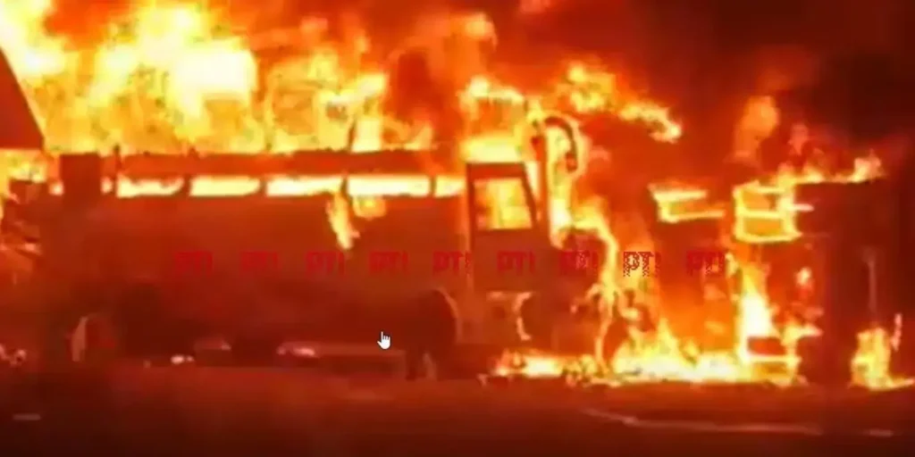 14 killed in Andhra bus fire, CM Naidu condoles deaths