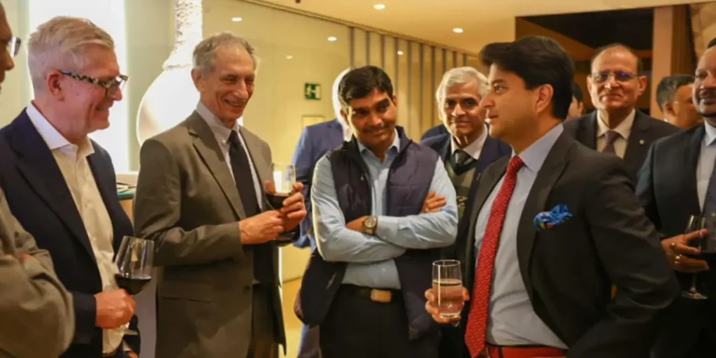 Scindia leads Indian delegation at MWC 2026; Engages with global CEOs for an interactive evening