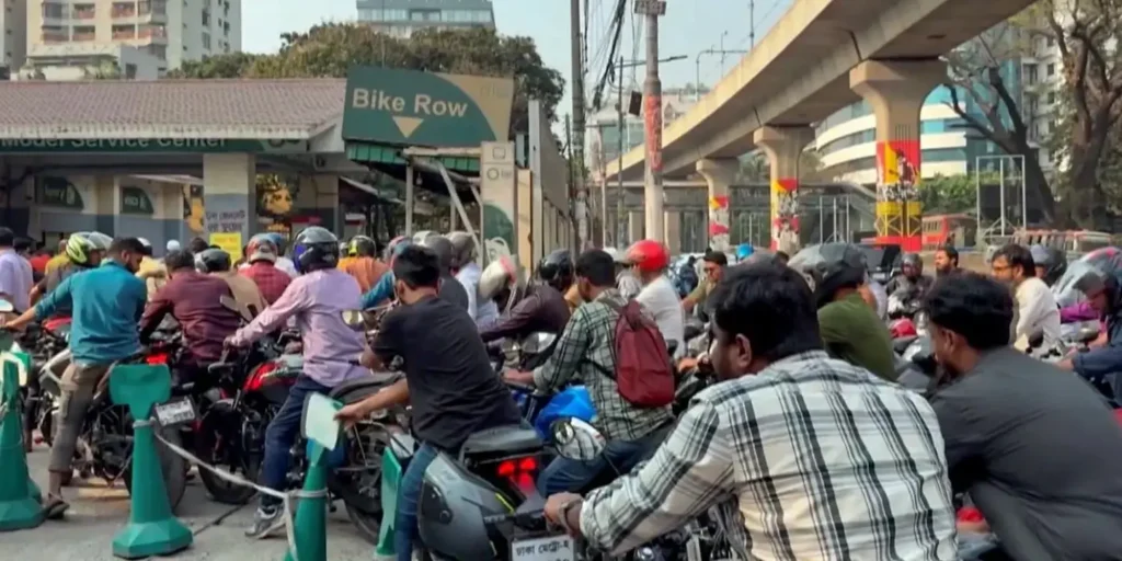 Sri Lanka hikes fuel prices amid panic buying