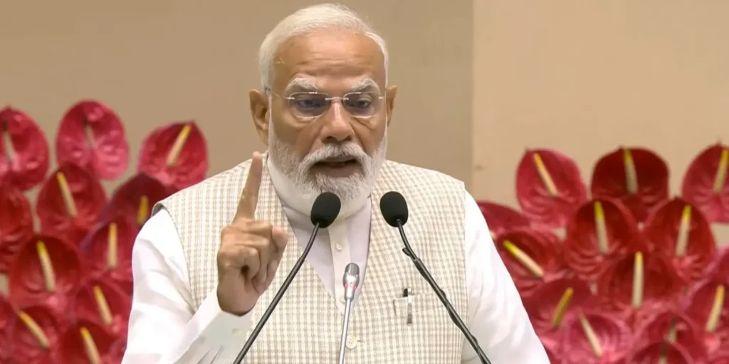 Country all set to take historic step for women empowerment in special sitting of Parliament: PM Modi