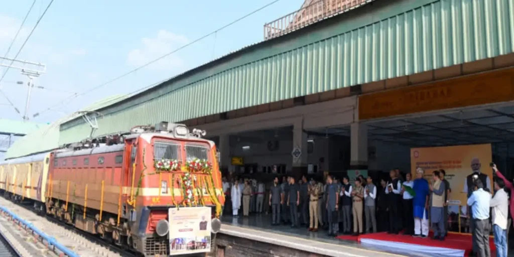 Railways, stakeholders join hands to boost Kashmir cargo connectivity
