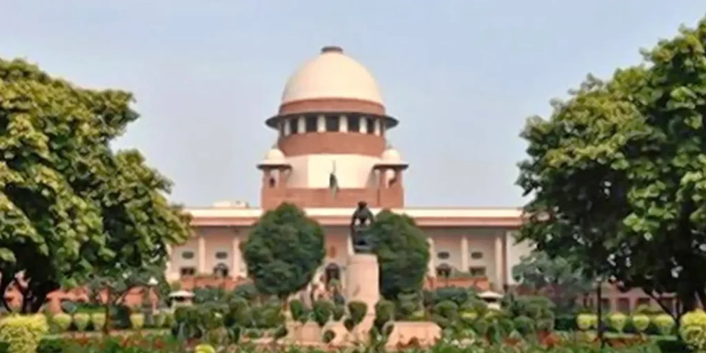 Assault on woman lawyer: SC asks police to conclude probe quickly, ensure her protection