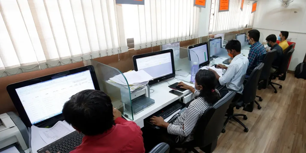 Digital adoption raises productivity by 76%, enhances formal credit access: SBI