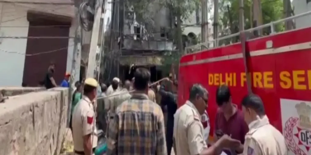 Fire breaks out at restaurant in Malviya Nagar, 11 rescued