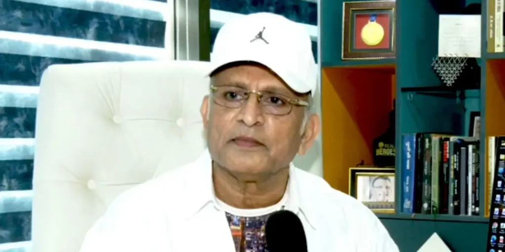 “Don’t think anyone will be able to break his track record”: Annu Kapoor hails Big B’s unmatched legacy