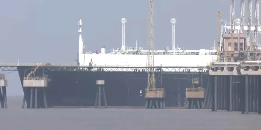 Global LNG trade volumes reach record high in 2025, driven by surge in US exports: US EIA
