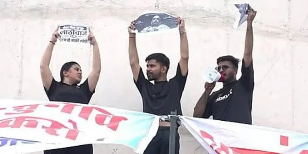 Jaipur: NSUI workers protest atop water tank for 2nd consecutive day for students union election