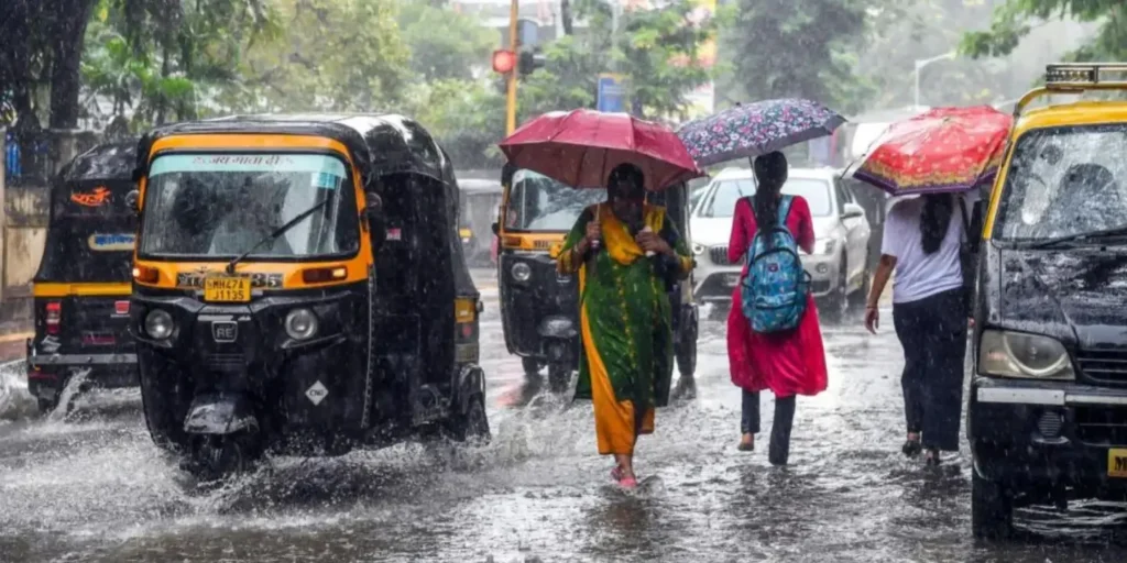 Several parts of Mumbai receive over 100 mm of rains in 24 hrs; brace for more showers, says IMD