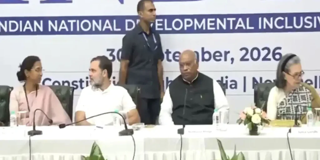 “Ballot belongs to people”: Kharge calls for SIR roll back, CEC’s resignation and accountability at INDIA bloc meet