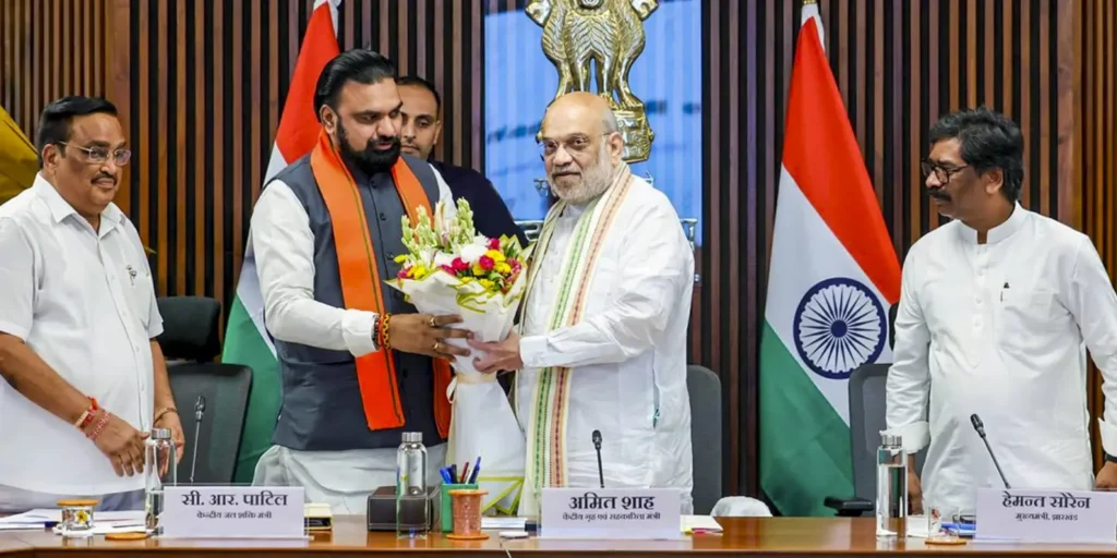 Bihar, Jharkhand sign Sone water-sharing pact in presence of Shah