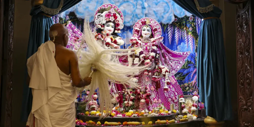 CM Yogi Adityanath extends Radha Ashtami greetings to devotees