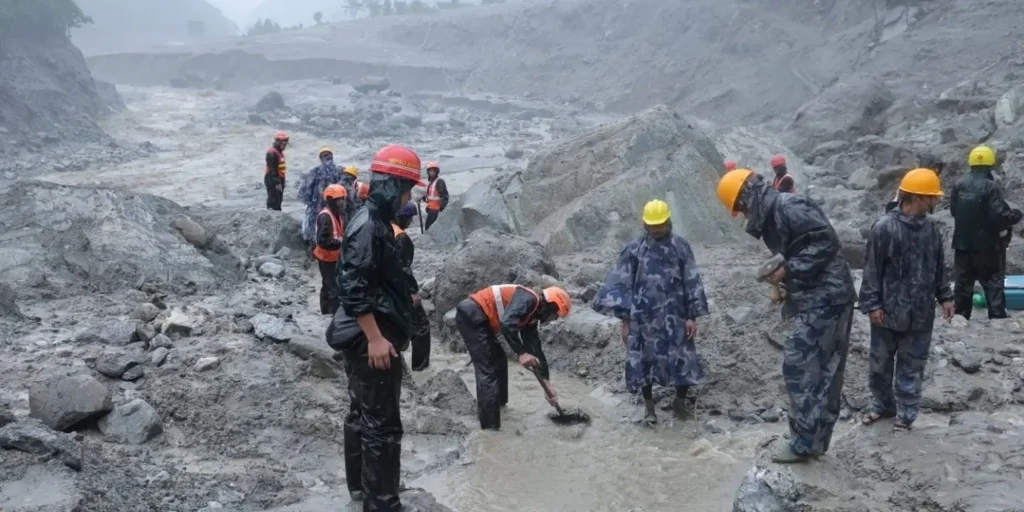 China holds memorial services for victims of deadly Tibet flash flood