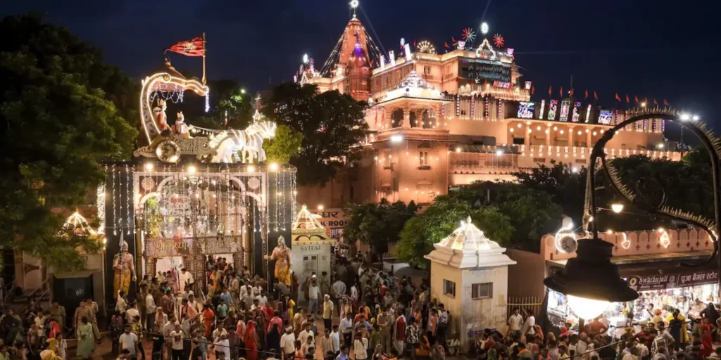 Devotees celebrate Janmashtami at Sri Krishna Janmasthan in Mathura
