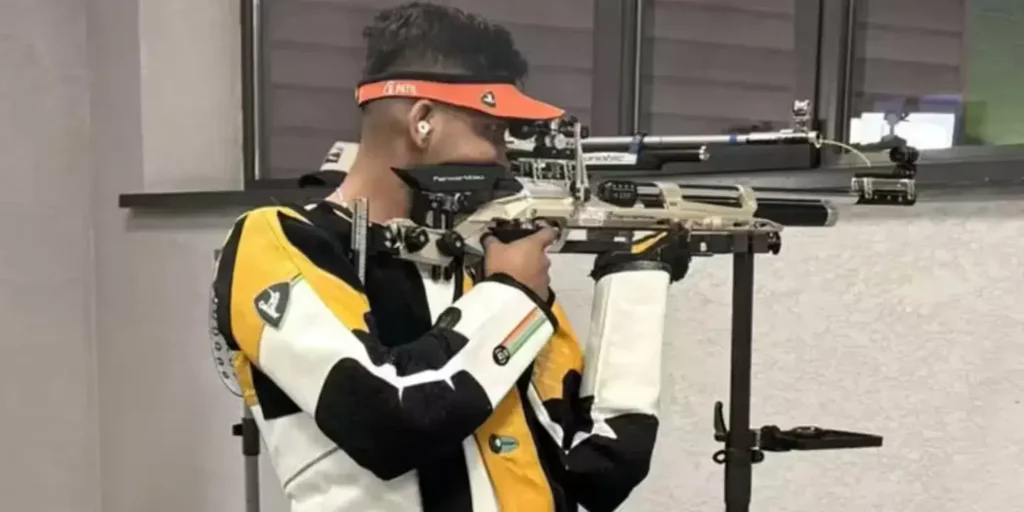 Dhillon wins silver, Rudrankksh bronze in 10m air rifle; shooters swell tally to six medals