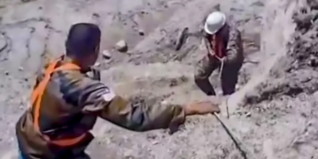 Nepal, Indian teams near final stage of Chilime tunnel rescue operation