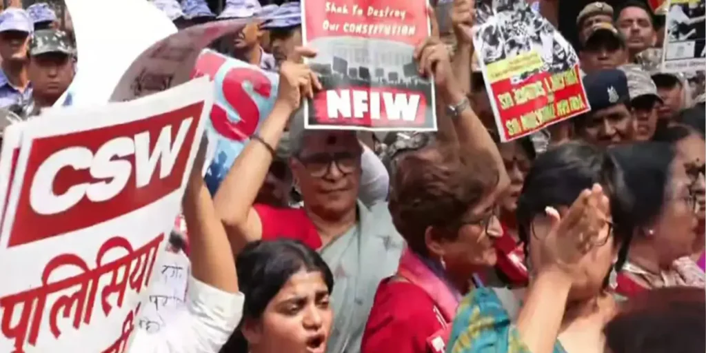 Women’s groups hold protest march to Delhi Police headquarters over alleged sexual violence during SIR protests
